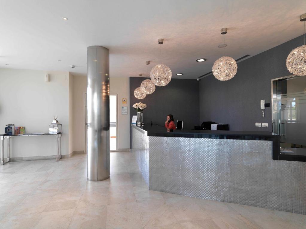 Hotel Atlantico Захара-де-лос-Атунес Экстерьер фото